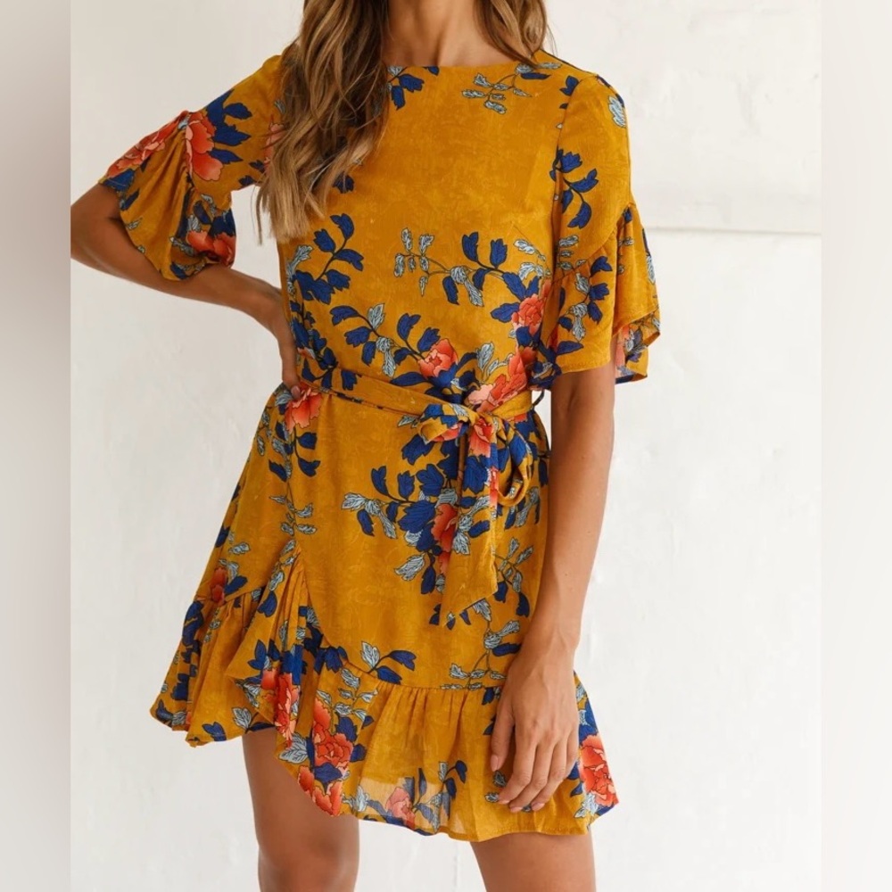 Selfie Leslie Floral dress